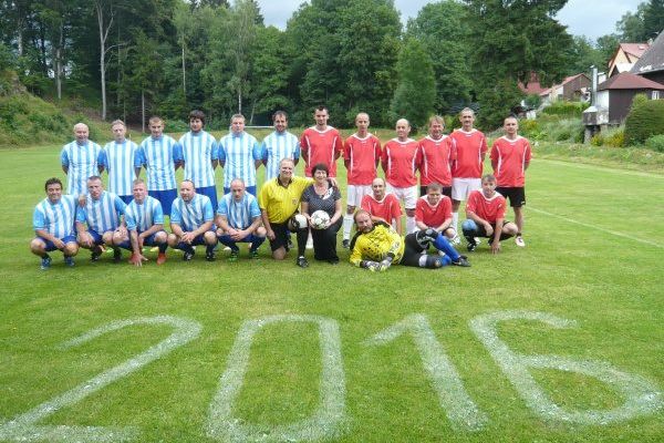 fotbal2016-89F7E5424-FC88-C701-2E5F-0D91B7136418.jpg